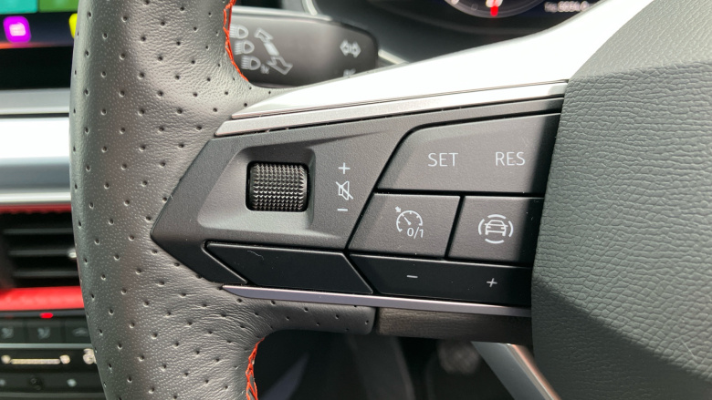 SEAT Arona 1.0 TSI 110 FR Sport 5dr Petrol Hatchback